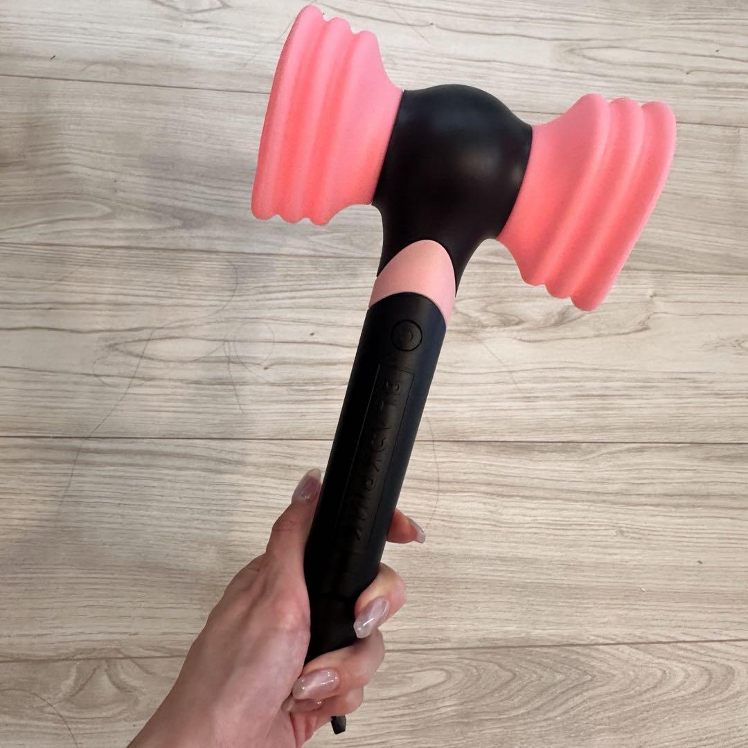 

[Б/У] Лайтстик Black Pink