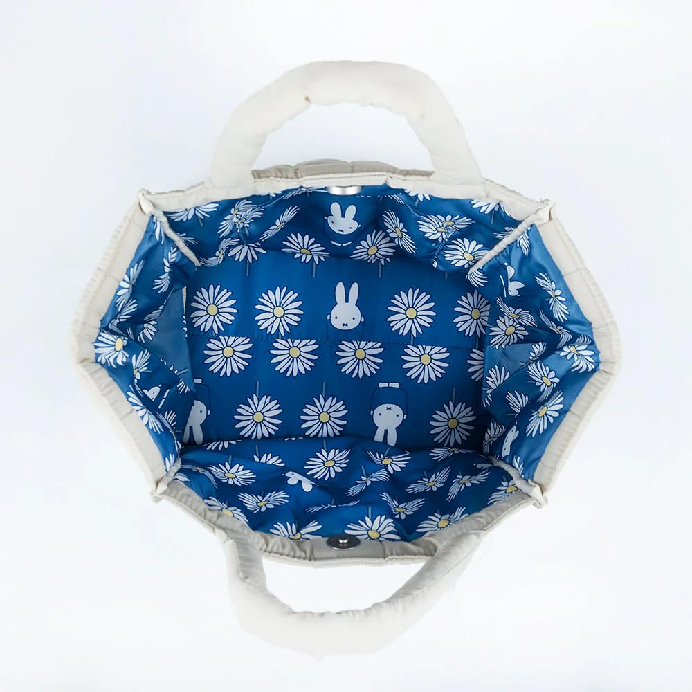 Dick Bruna Miffy Quilted Square Tote perfect as a side lunch or small lunch Lightweight and features a base made of Bag, bag, bag, box. MARGUERITE.