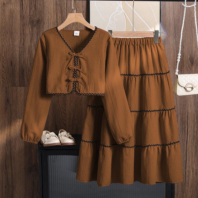Girls' Fashionable Outfit - Summer Children's Elegant Solid-color V-neck Bow Tie Long-sleeved Shirt and Sweet Half-length Skirt Set