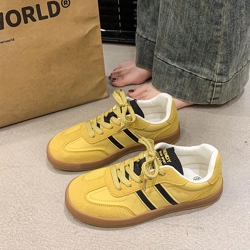 Soft-faced retro red German training shoes women's 2025 new popular inner height increase casual board shoes sports platform Forrest Gump shoes