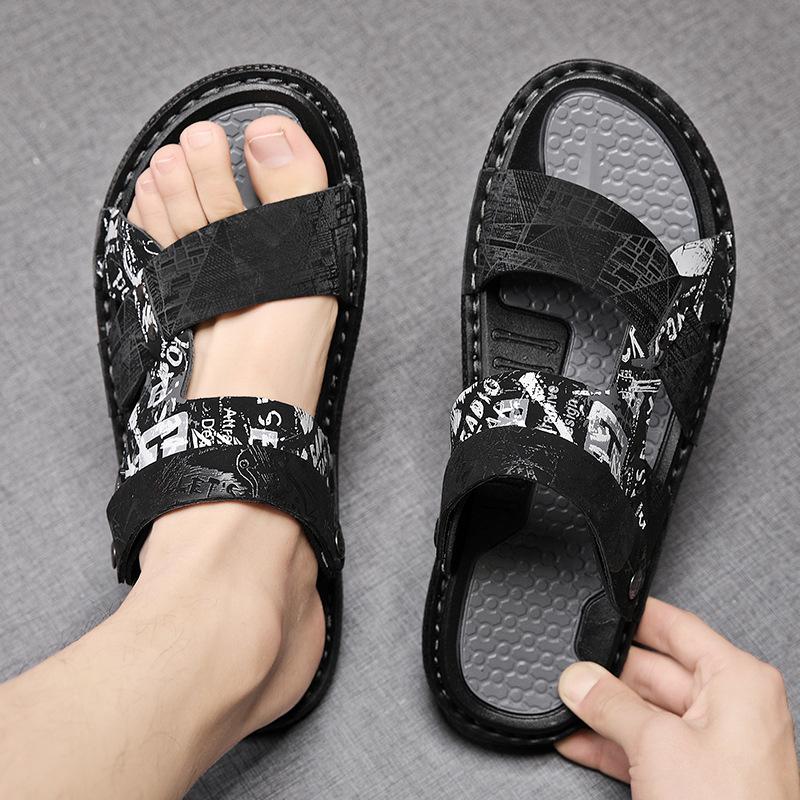 Men's Trendy Sandals Fashion Korean Version Versatile Beach Sandals Non-slip Soft Sole Dual-purpose Driving Outside Slippers