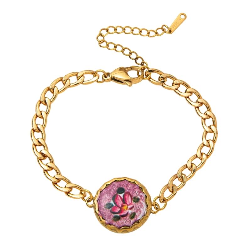 French Retro Floral Pendant Bracelet Elegant Waterproof Jewelry Bangle Elegant Wrist Chain Accessory For Women
