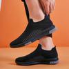 Neuer Frühlingstrend Mode Freizeitschuhe Sportschuhe Socken Schuhe Ein-Pedal-Faulenzerschuhe Fliegengewebte Atmungsaktive Herrenschuhe