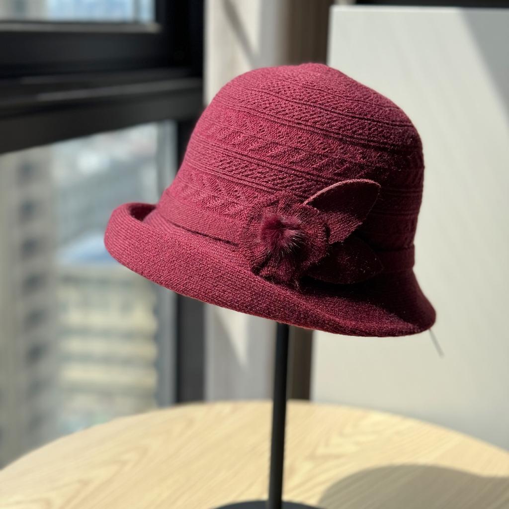 Chapeau de Pêcheur Tricoté Dôme Automne et Hiver Version Coréenne Tendance Décontracté Polyvalent Chapeau Bassin Relevé pour Mère Rend le Visage Plus Petit