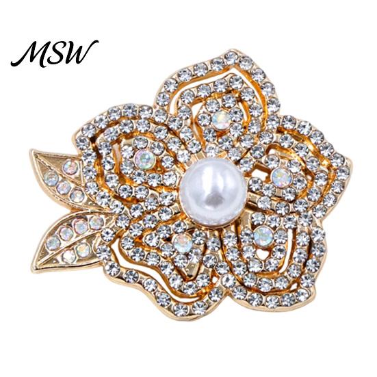 Sturdy Alloy Brooch Faux Pearl Rhinestone Flower Brooch, Women Girls Retro Floral Lapel Elegant Accessory Pin, Decorative Badge Pin for Clothes