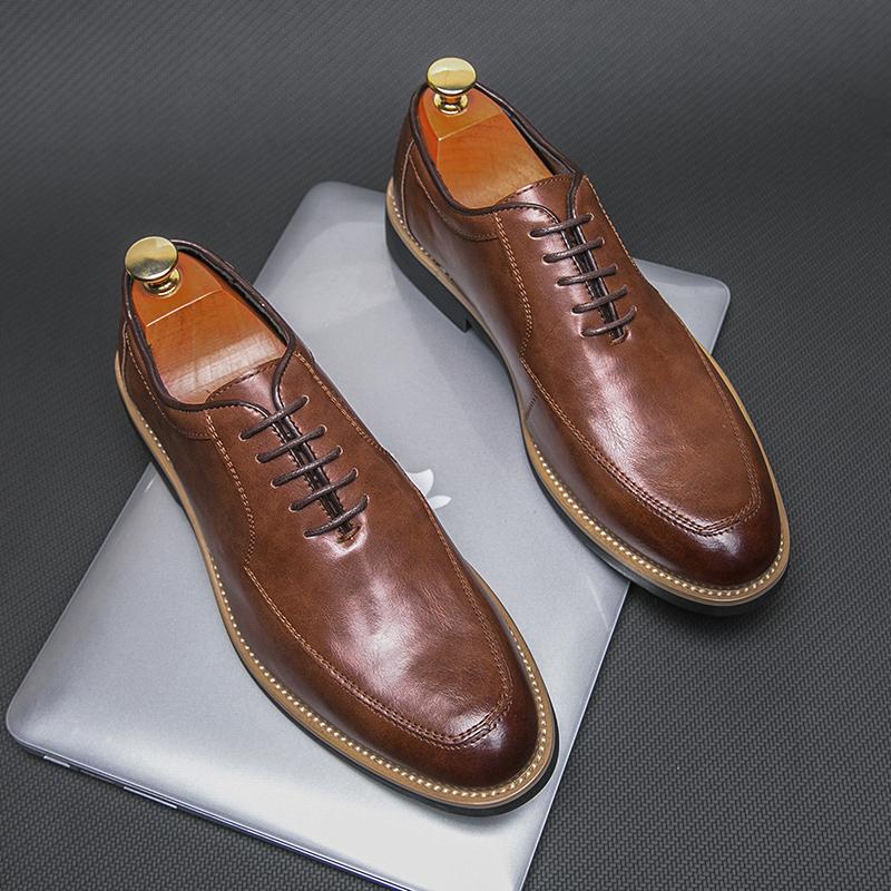 Fashion Hot Selling Pointed Dress Shoes Europe America Casual Versatile Men's Low Top Shoes High-end Banquet Office Men's Business Shoes
