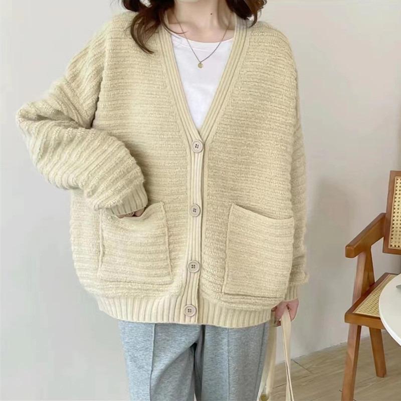 Loose temperament plush V-neck cardigan women's solid color sweater autumn and winter age-reducing long-sleeved knitted sweater outer top