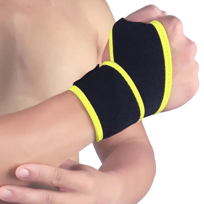 Sports Compression Wrist Support Wrap Adjustable Wrist Guard Gloves for Men and Women Anti - Sprain Wrist Strap