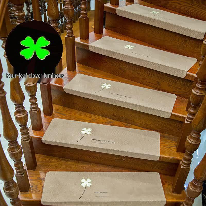 Self-Adhesive Anti-Slip Stair Tread Mat