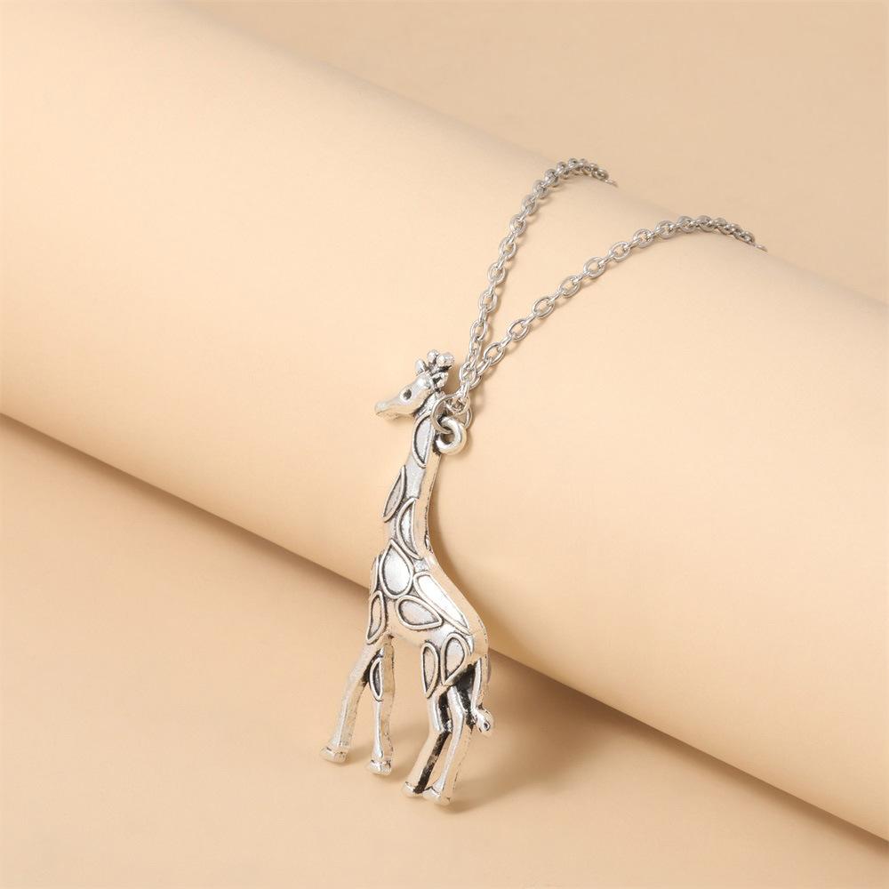 Animal Necklace, Personalized Giraffe Pendant Alloy Necklace Adjustable Necklace