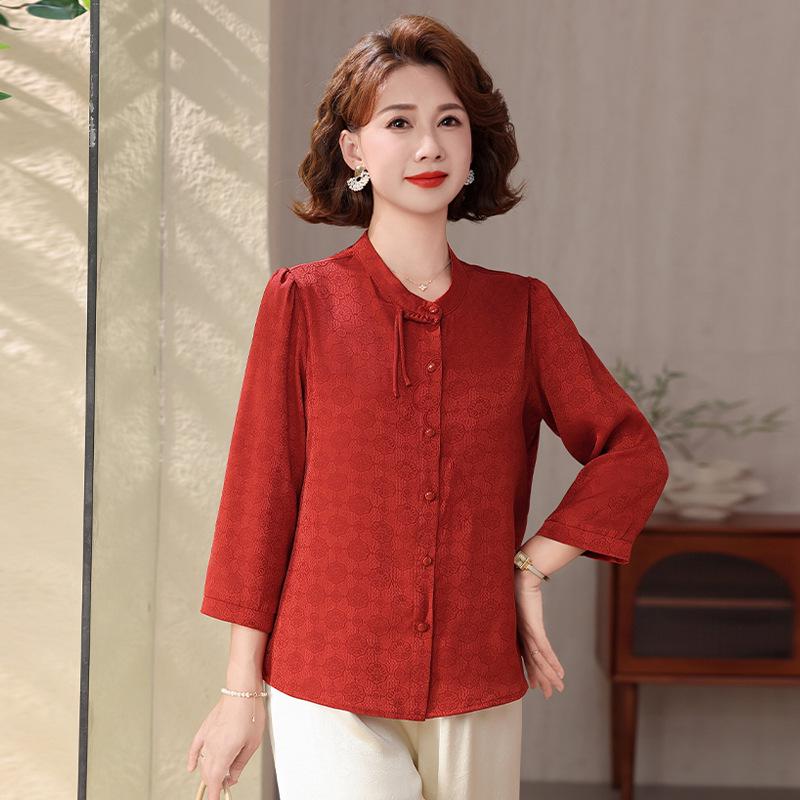 Mom's 2026 Chinese-Style Seven-Sleeve Loose Top - Stylish Spring/Summer Wear for Middle-Aged and Elderly Women