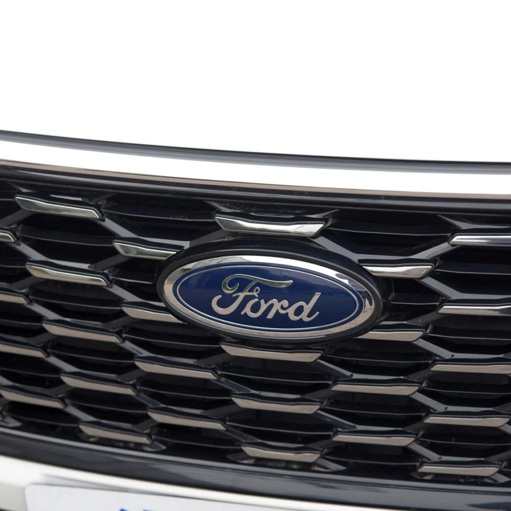 Samolepka na auto Ford Nový 2025 Horké auto Znak na přední mřížku Samolepka s logem na víko kufru Dekorace pro Ford Fiesta Focus 2 Mondeo mk4 Musta