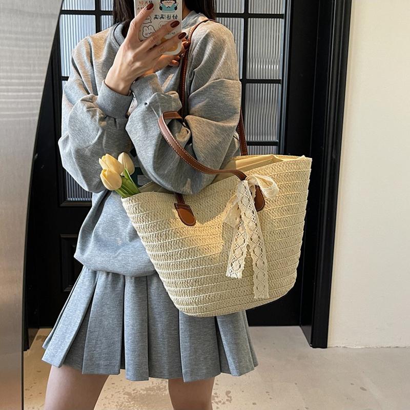 Women's Large Capacity New Vacation Beach Straw Shoulder Bag Woven Commuter Bucket Bag Basket Tote Bag