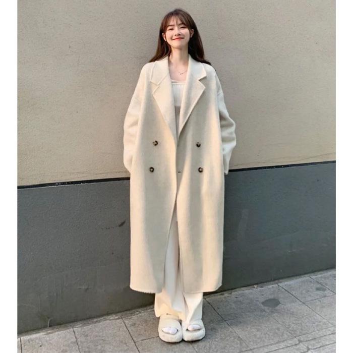 "2024 New High-End Hepburn-Style Apricot Woolen Coat for Women – Autumn/Winter Korean Fashion"