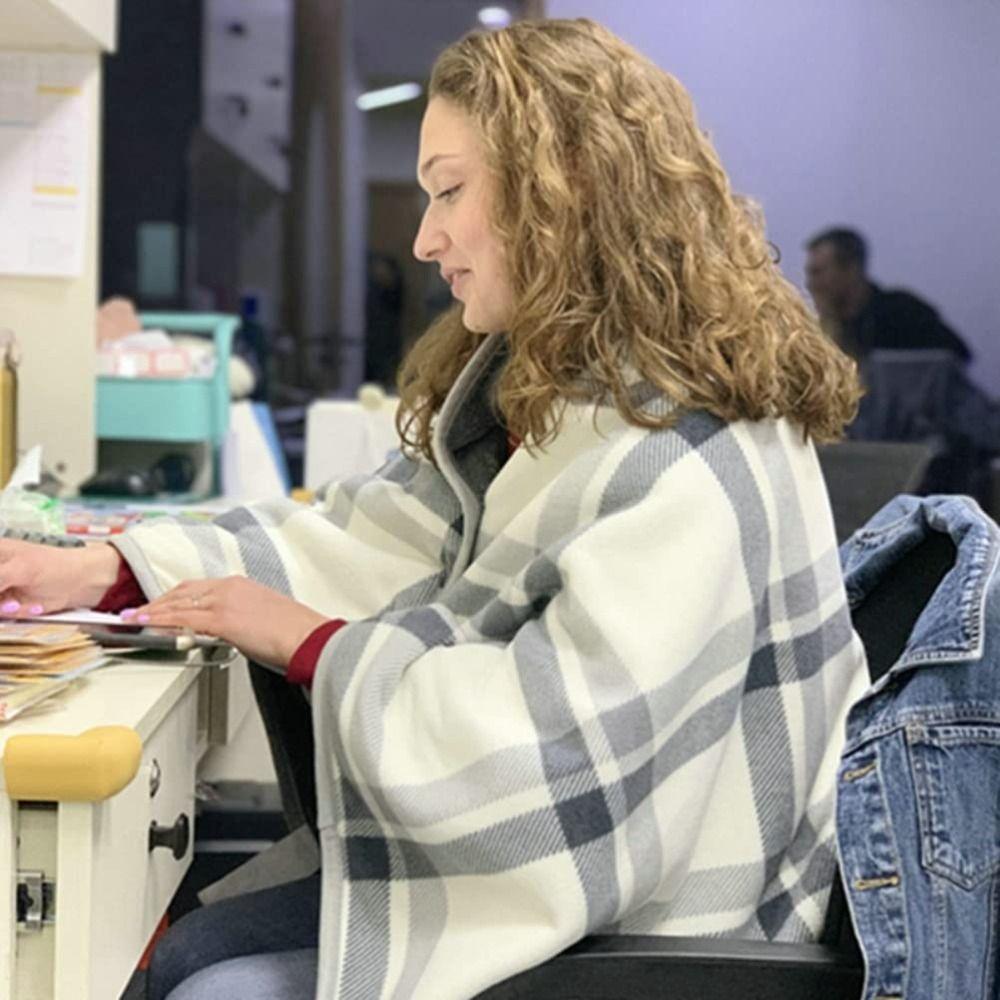Flannel Wearable Shawl Blanket Winter Thick Plaid Blanket  for Women and Office Use