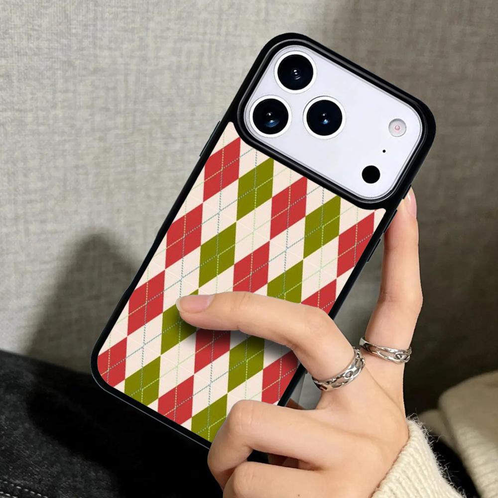 Capa Case for iPhone 17 Air 16 Pro Max 15 Plus 11 13 Mini 14 12 Back Phone Cover Red And Green Argyle Pattern