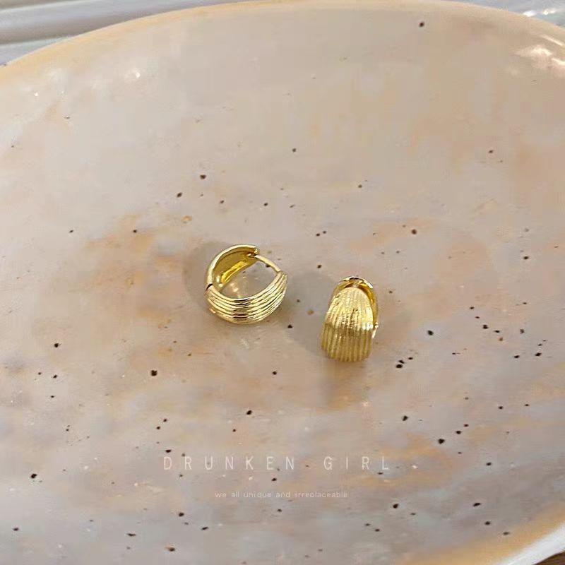 Textured Plain Ring Ear Buckle Women'S Simple Versatile Gold Silver Stud Earrings Premium Earrings Earrings