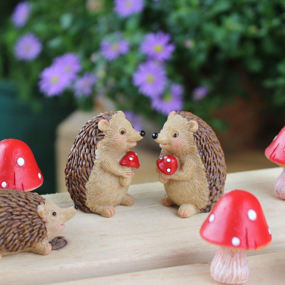 7pcs Cartoon Animal Sculpture Resin Garden Miniatures Figurine Hedgehog Mushroom Statue  Outdoor