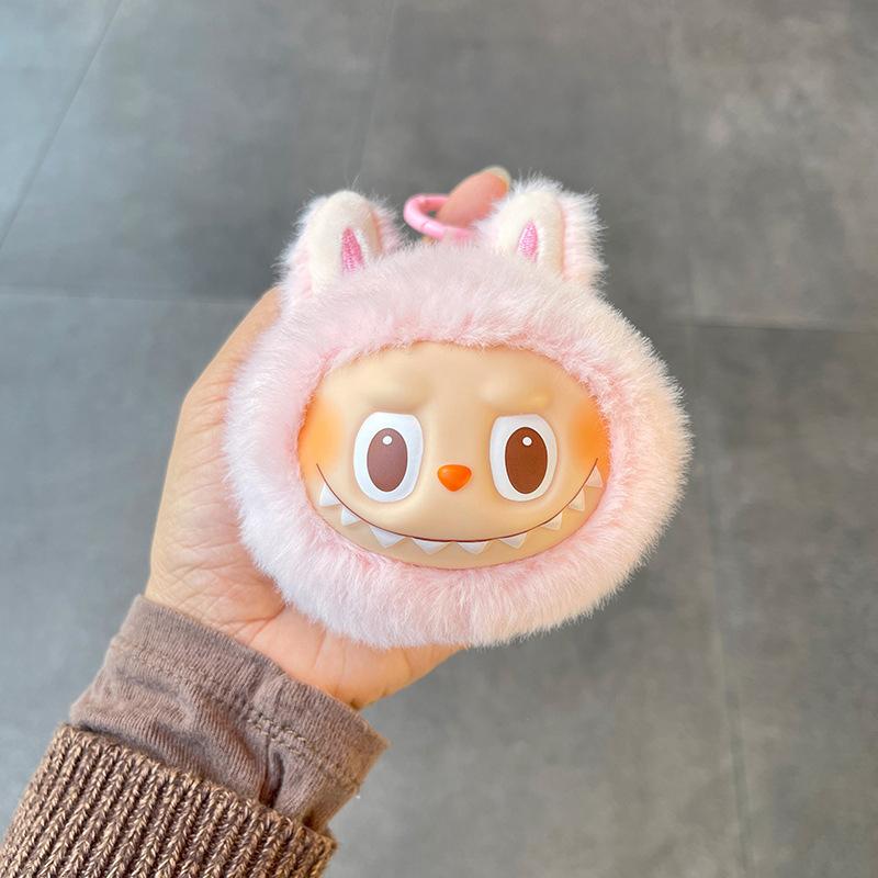 Kreslený plyšový přívěsek na klíče Labubu Kawaii vycpaná panenka hračky přívěsek na batoh ozdobné doplňky kroužek na klíče od auta dárky k narozeninám