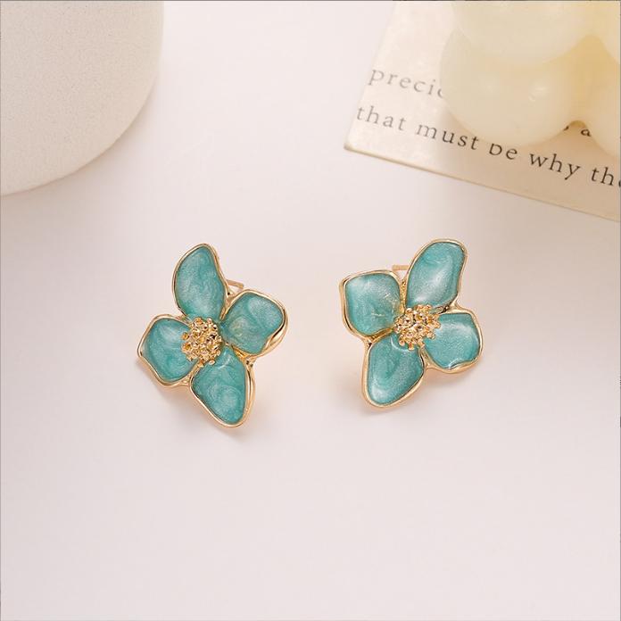 Acrylic White Camellia Flowers Stud Earrings for Women Fashion Temperament Fairycore Earring Party Wedding Jewelry