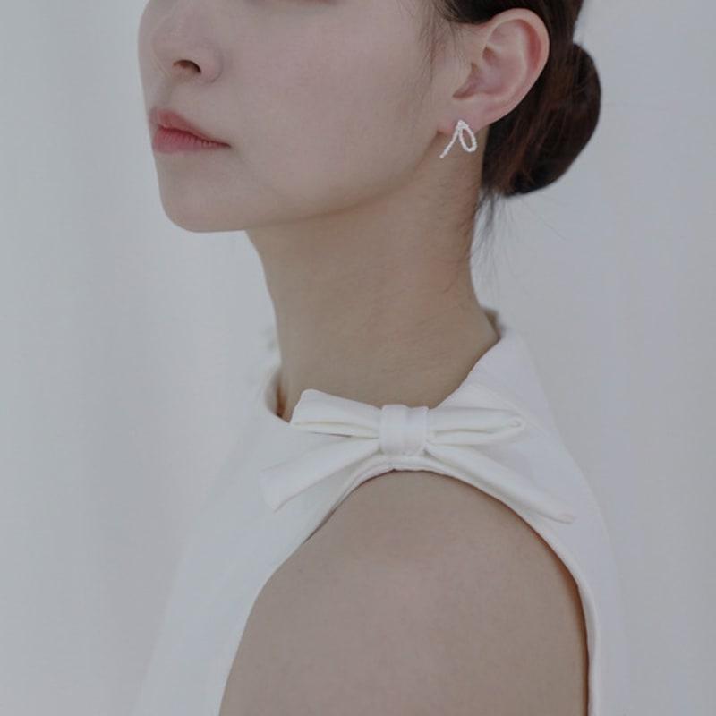 Mouvebament Pure Ribbon Earring_SIlver925