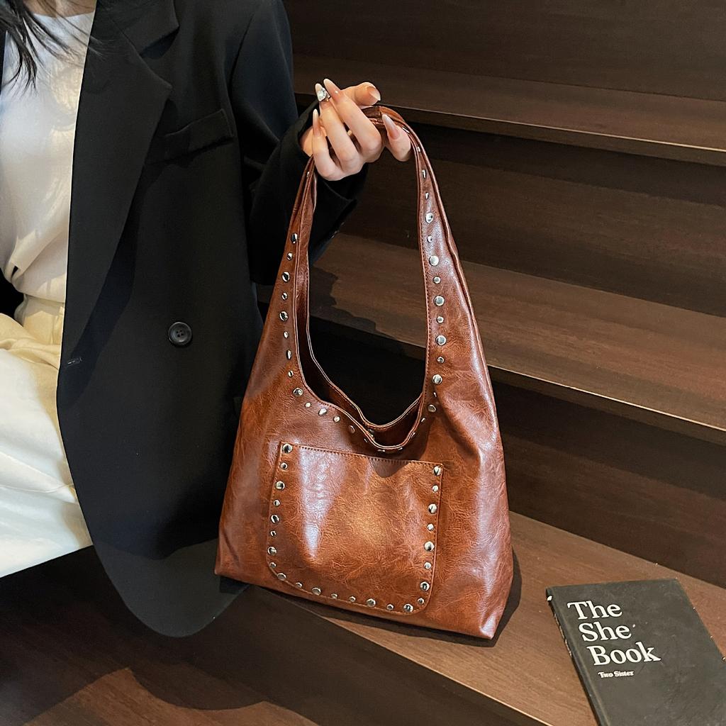 Women's Retro Rivet Crossbody Tote Bag - Large Capacity Shoulder Bag with Snap Closure Versatile Commuting Travel Shopping Bag, Crossbody Purse