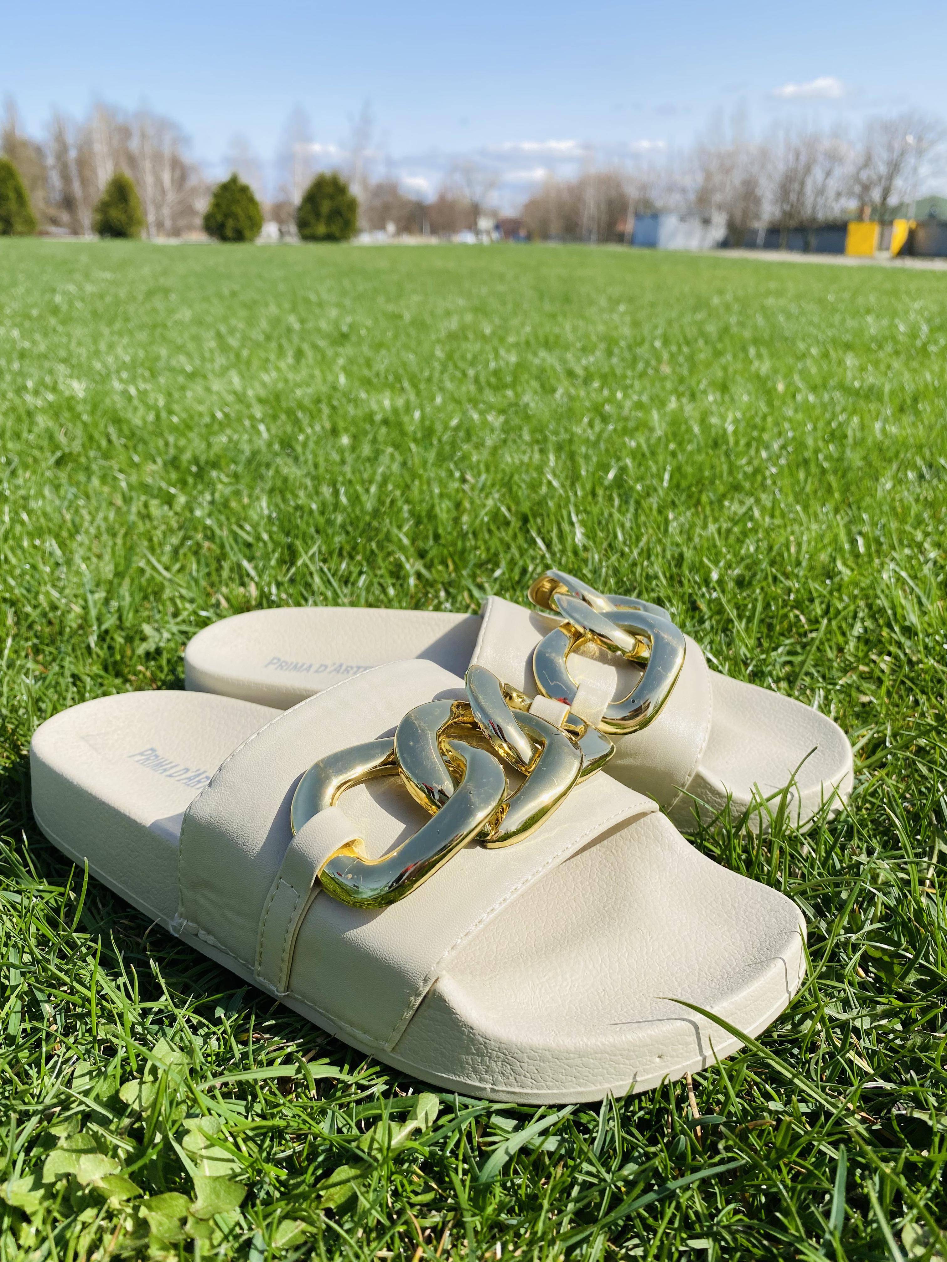 

Шльопанці жіночі з ланцюгом Prima d Arte ZS01 36 Бежеві 41 бежевий