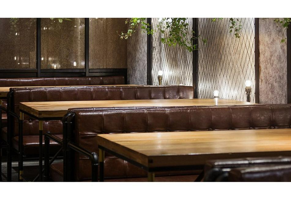 Industrial Retro Iron Pendant Lamp for Restaurants & Bars