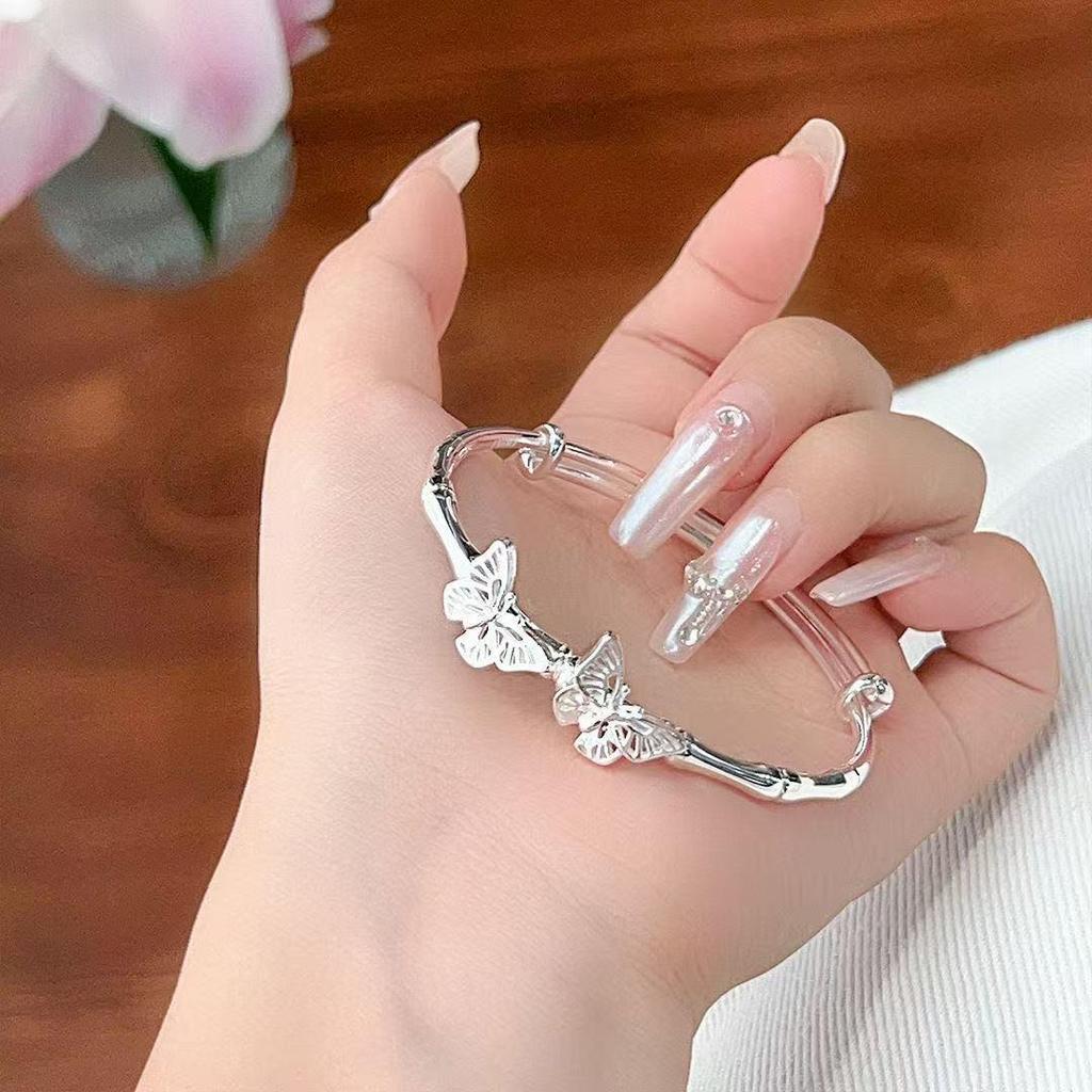 Elegant Bamboo Joint Butterfly Bracelet - A Unique, High-End Gift for Her Birthday