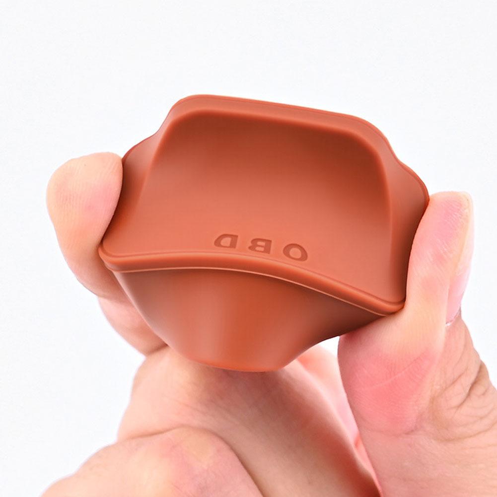 Protection de port OBD Housse en silicone Bouchon anti-poussière pour prise de diagnostic universelle Accessoires d'intérieur automobile Garniture de style