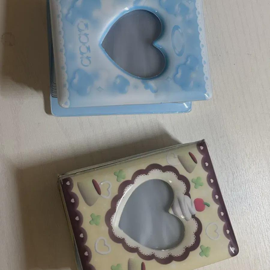 

Я продаю 2 телефонных справочника за 5000 вон