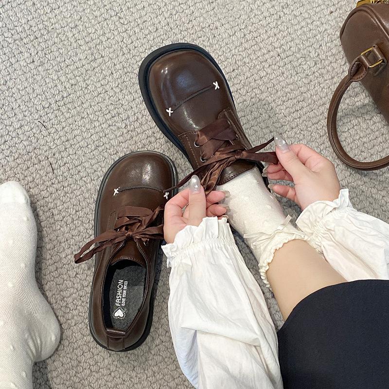 Black British Style Low Thick Heel Small Leather Shoes Women's 2025 New Autumn Versatile Skirt Soft Sole Retro Single Shoes