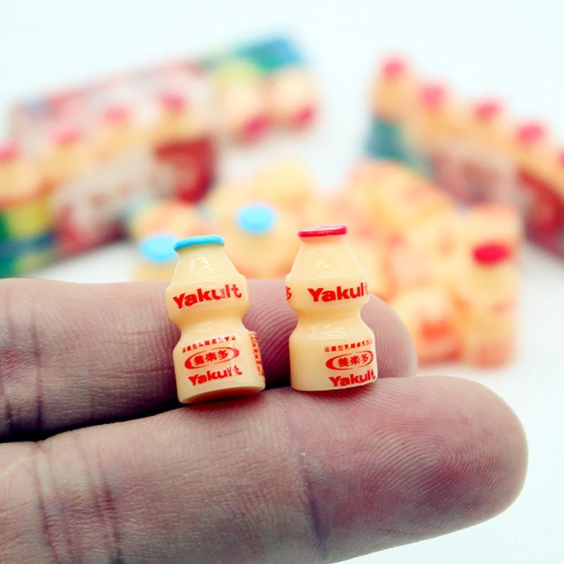 10 шт. кукольный домик миниатюрный имитация бутылки Yakult Sour напиток кукла кухня игрушки супермаркет круглосуточный магазин аксессуары своими руками
