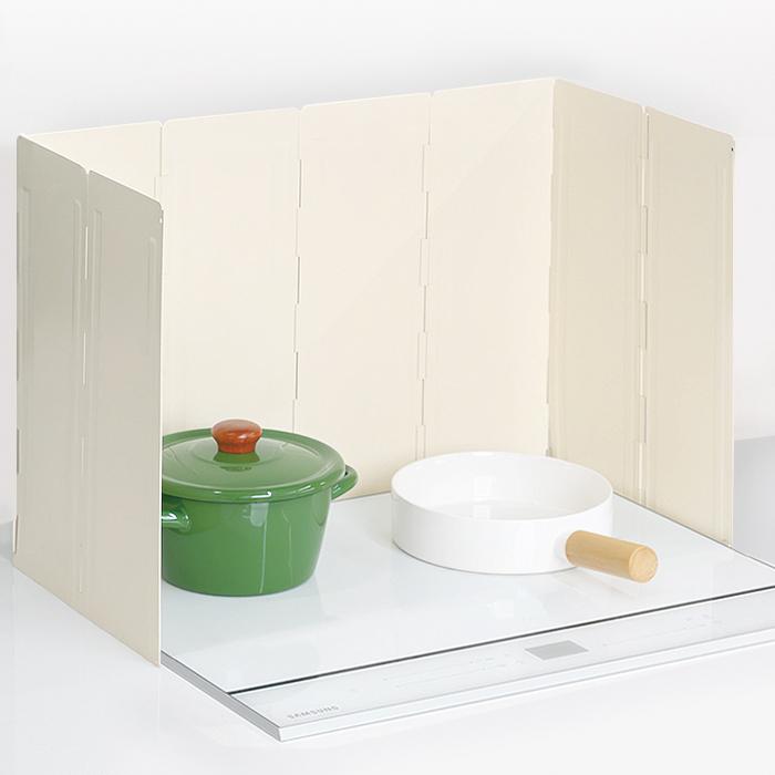 Comet Kitchen Foldable Stove Splatter Guard Ivory and Pouch Set