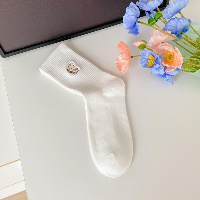 White Socks, Women's Autumn and Winter Embroidered Mid-calf Socks, Simple and Trendy Cotton Socks