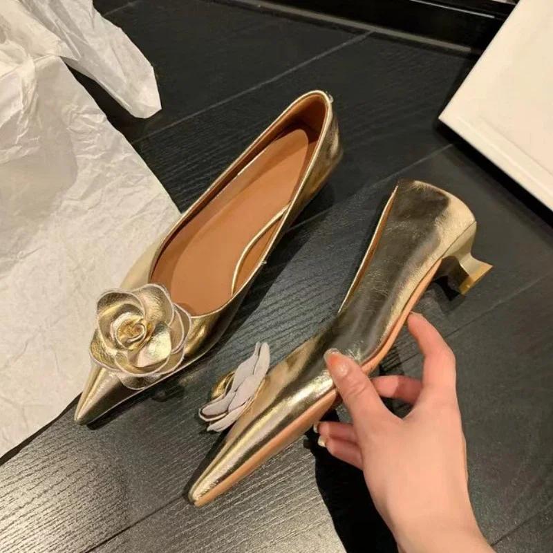 

Модная весна и осень 2025 Новые туфли-лодочки с острым носком и неглубоким вырезом, на низком каблуке-шпильке, из мягкой кожи, одинарные женские туфли 35