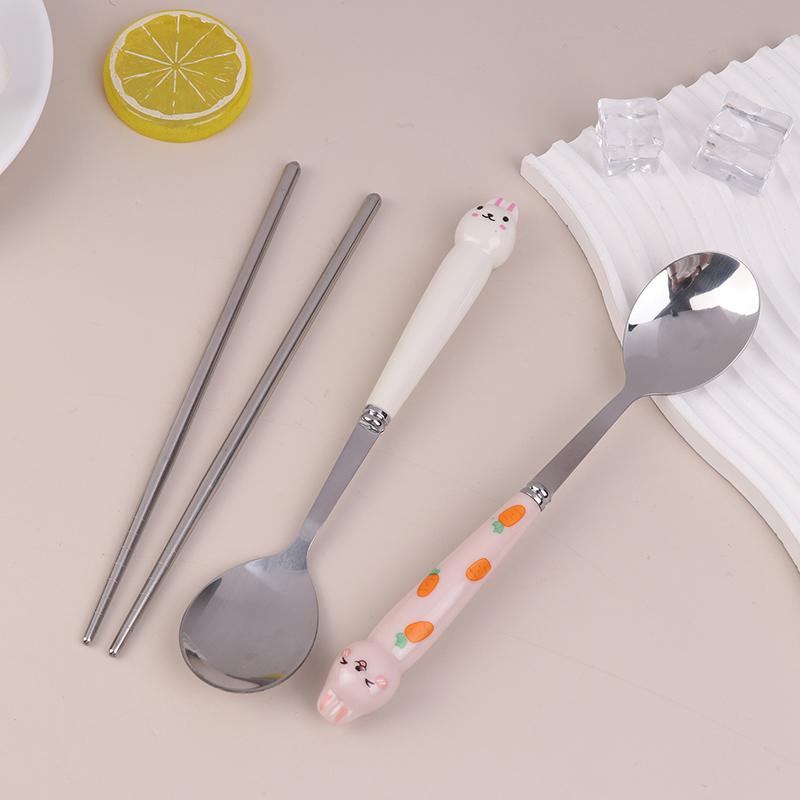 Sada nádobí s kresleným králíkem a lžící a vidličkou z nerezové oceli, hůlky, studentské přenosné nádobí, cestovní příbory s krabičkou