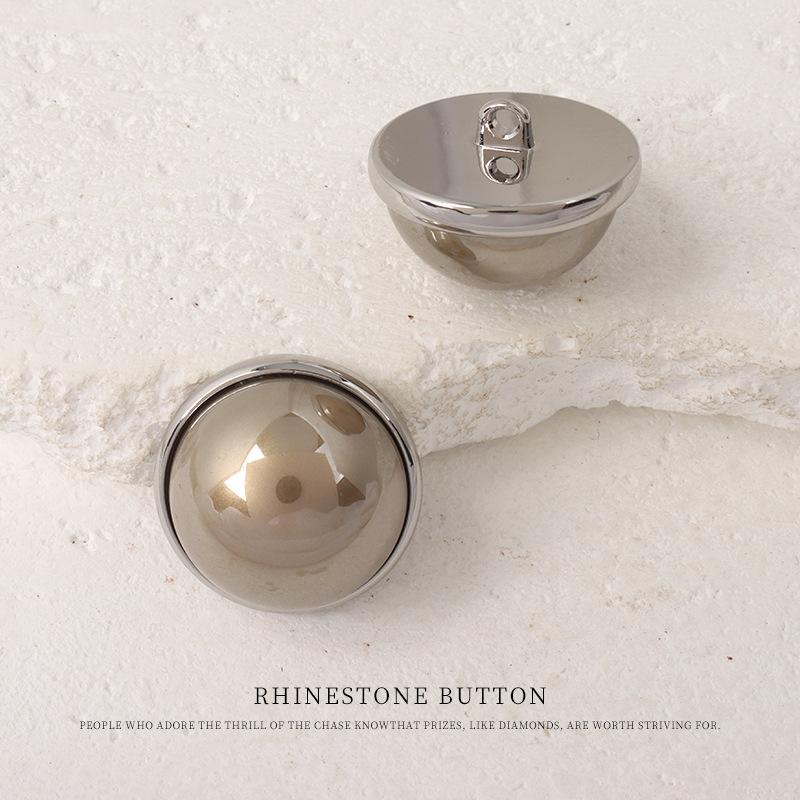 

5pcs High-End Metal Pearl Button Coat Trench Coat Fur Coat Mushroom Button Suit Cardigan Button Accessories 15Mm silver + coffee