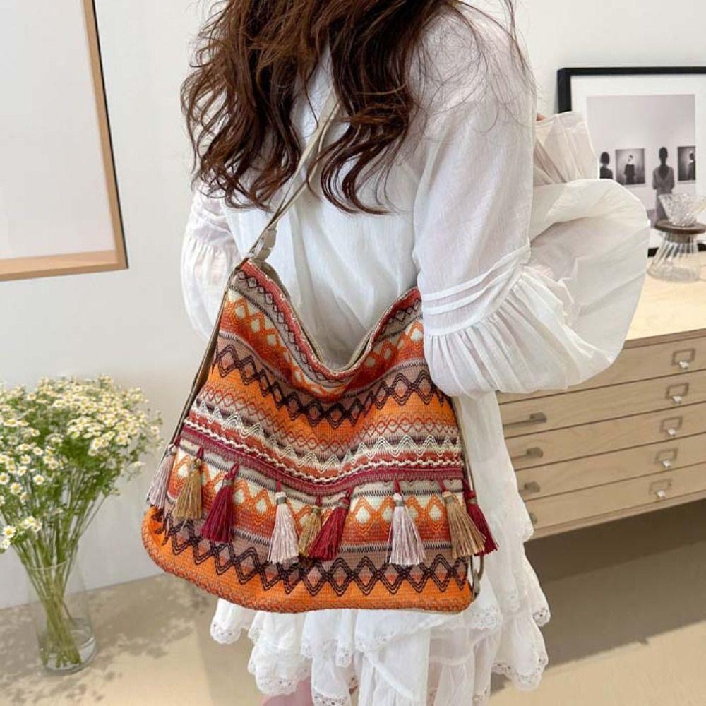Woven Ethnic Style Backpack Tassel Bohemian Shoulder Bag Portable Fringe Shoulder Bag Outdoor