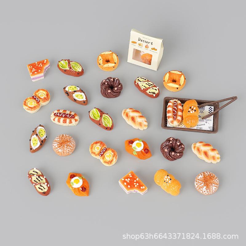 Mini Miniature Breadboard Dessert Model Simulation Play House Toy Shelf Ornament Edible Play Doll House Small Ornament