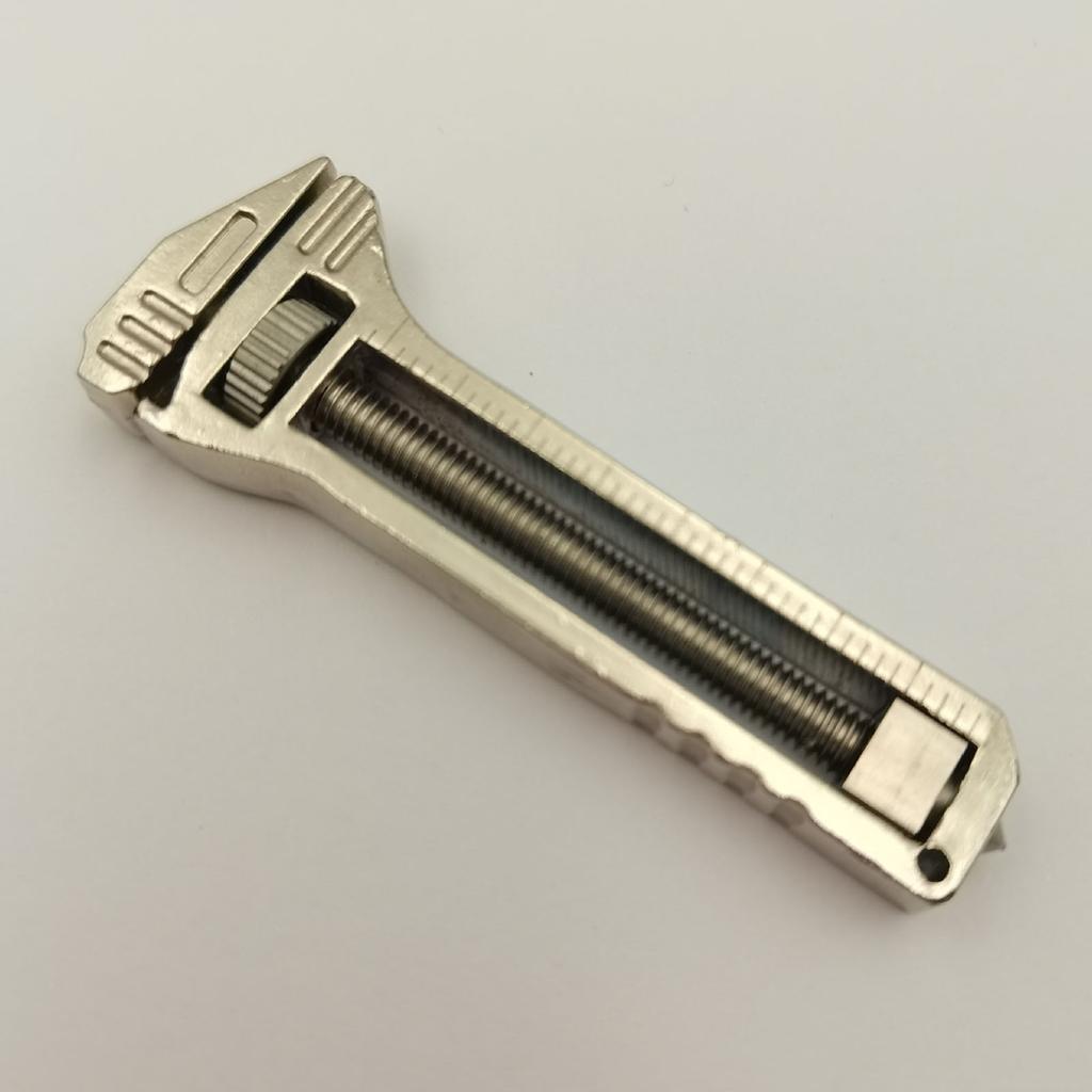 1/4Pcs Mini Wrench Pocket Portable Multitool Tools for Outdoor Camping Compact Zinc Alloy Bottle Opener Outdoor Small Tools