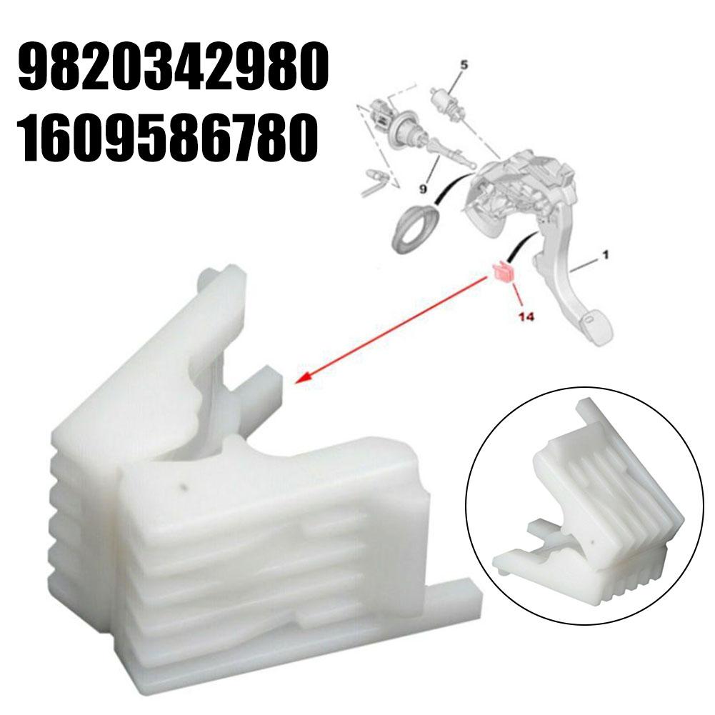 Clutch Pedal Spring Clip  For 308 508 3008 5008 Expert For Partner 9820342980 Clutch Foot Mat Spring Clamp Plastic