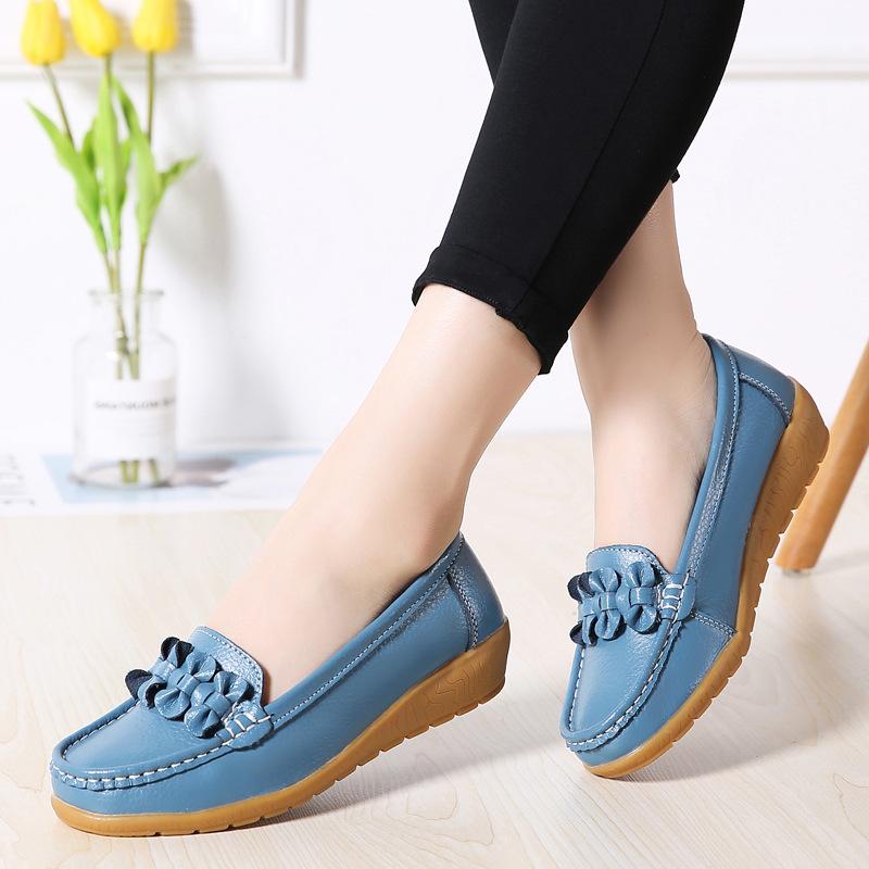 

Women Ladies Female Mother Genuine Leather Shoes Flats Loafers Slip On Breathable Soft Bow Plus Size 41 42 JTS-169 44 темно-синього кольору