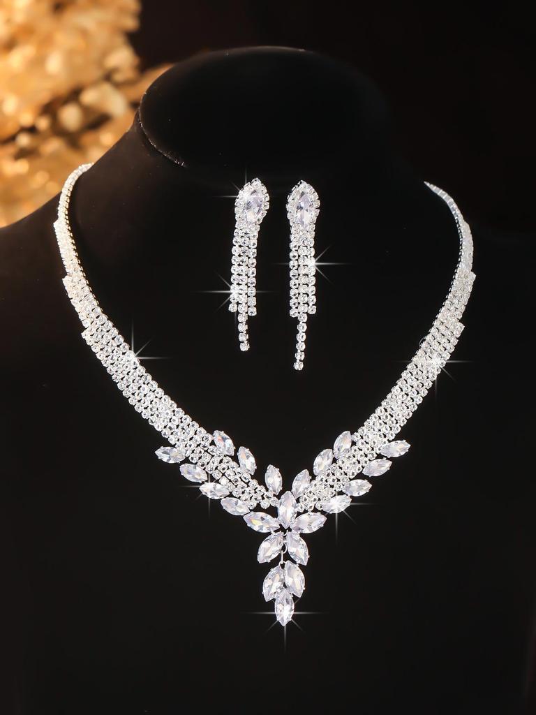 Elegant Bride Jewelry Set: European & American Necklace & Earrings for Evening Gowns