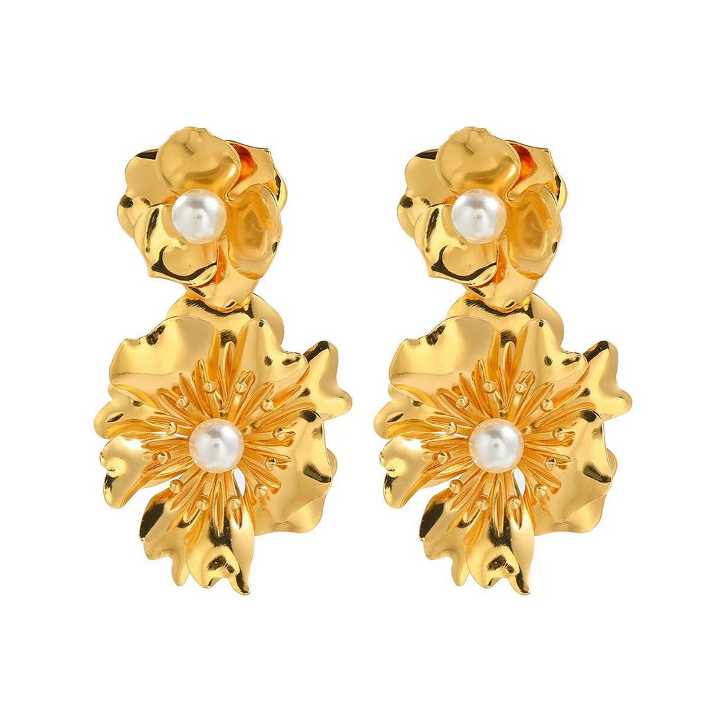 925 Silver Needle Retro Gold Pearl Flower Earrings Women'S High Sense Personality Earrings Exaggerated Fashion Stud Earrings Earrings