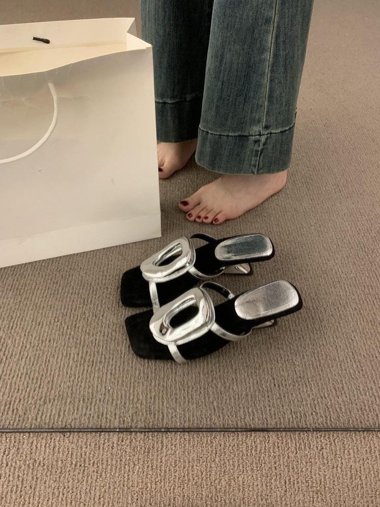 Niche Design Sense Metal Buckle Wedge Slippers Women's Summer Wear 2025 New Open-toed Beautiful High Heels Sandals