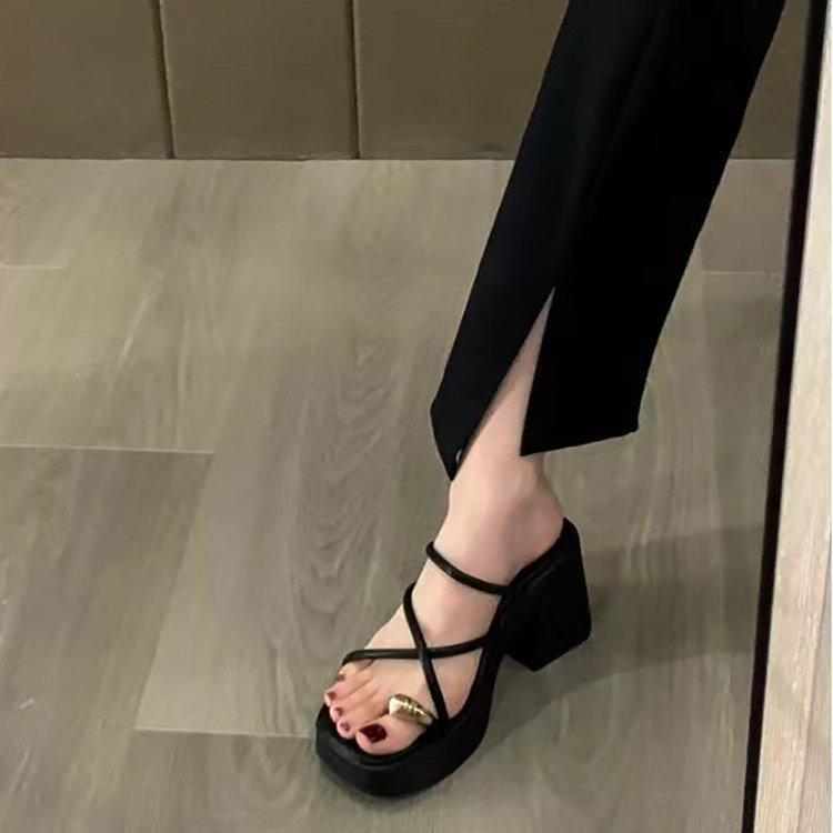 Internet Celebrity Temperament High-heeled Sandals Women's Platform 2025 Summer New Fashion Thick Heel Women's Outer Wear Cover Toe Cool Slippers