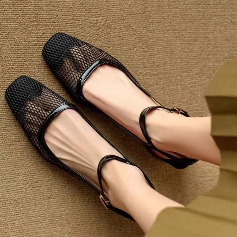 Women's Fashion Baotou Sandals 2025 New Temperament Hollow Square Heel Temperament Literature Heels Party Daily Commuter Shoes