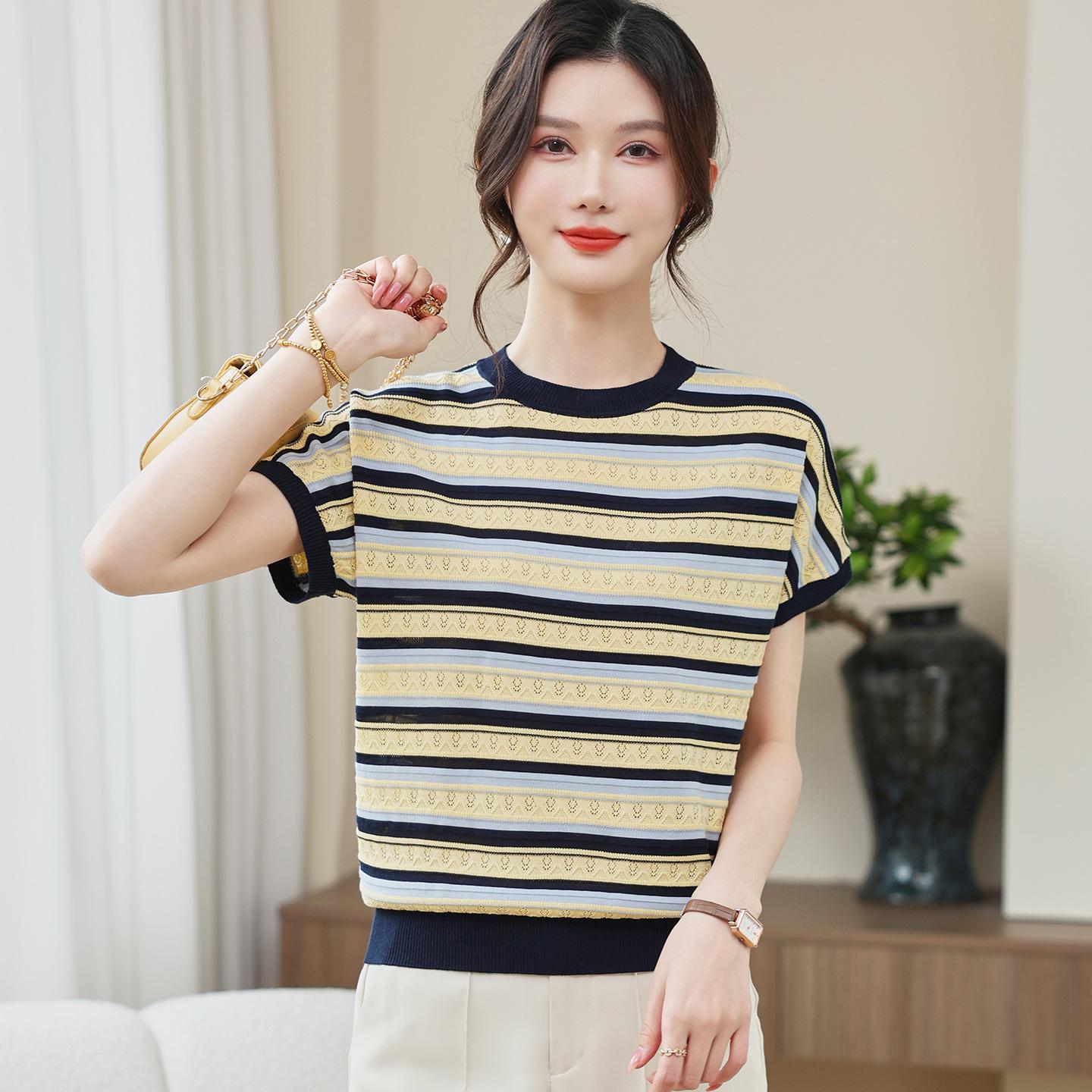 

Striped Knit Top 2026: Summer Short-Sleeve T-Shirt for Middle-Aged Women 5XL (150-165 Jin) темно-синього кольору
