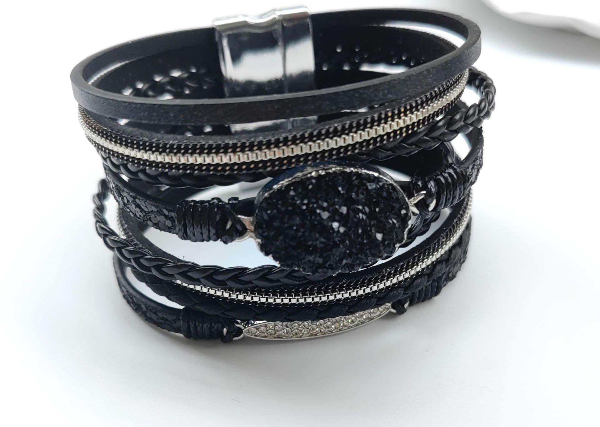 European and American Fashion Women s Leather Bracelet with Magnetic Buckle - Versatile Jewelry Piece чёрный